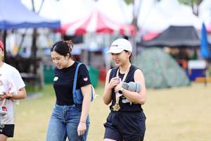 BIB: 
                            <button type="button" onclick="openModal(27860022)" class="btn btn-primary btn-sm float-right btn-popup" data-toggle="modal" data-target=".modal-high-quality">
                        <i class="fas fa-shopping-cart"></i> Add to Cart
                    </button>
                                            <button type="button" onclick="isThisMe(27860022, true)" class="btn btn-success btn-sm float-right btn-popup btn-isme hidden" data-toggle="tooltip" data-placement="bottom" title="นี่คือรูปของคุณใช่ไหม คลิกที่นี่เพื่อเอาเข้าอัลบั้ม">
                        <i class="fas fa-plus"></i> Add to album
                    </button>
                    <button type="button" onclick="isThisMe(27860022, false)" class="btn btn-warning btn-sm float-right btn-popup btn-isnotme hidden">
                        <i class="fas fa-ban"></i> Remove from album
                    </button>